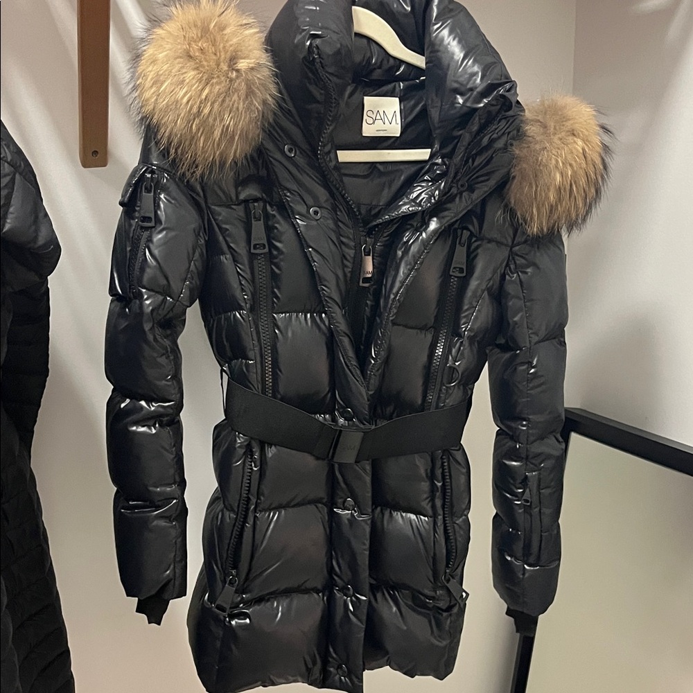 SAM Shiny Black Puffer Jacket with faux Fur Accents
